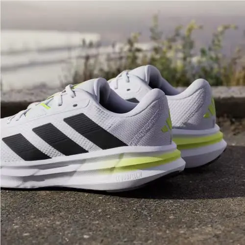 Adidas shoes - Cloud White / Core Black / Solar Slime 19