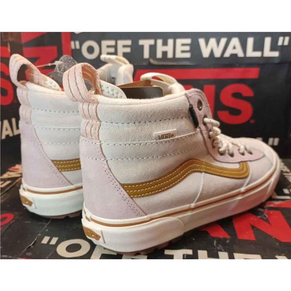 Vans shoes - VANS Sk8-Hi Mte-2 - VN0A5HZZ50K - White/Mauve Pink 0