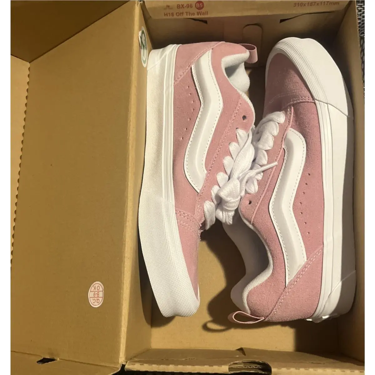 Knu Skool Pink Dawn True White Suede Shoes Size 6.5 VN000EGCGMY by Vans