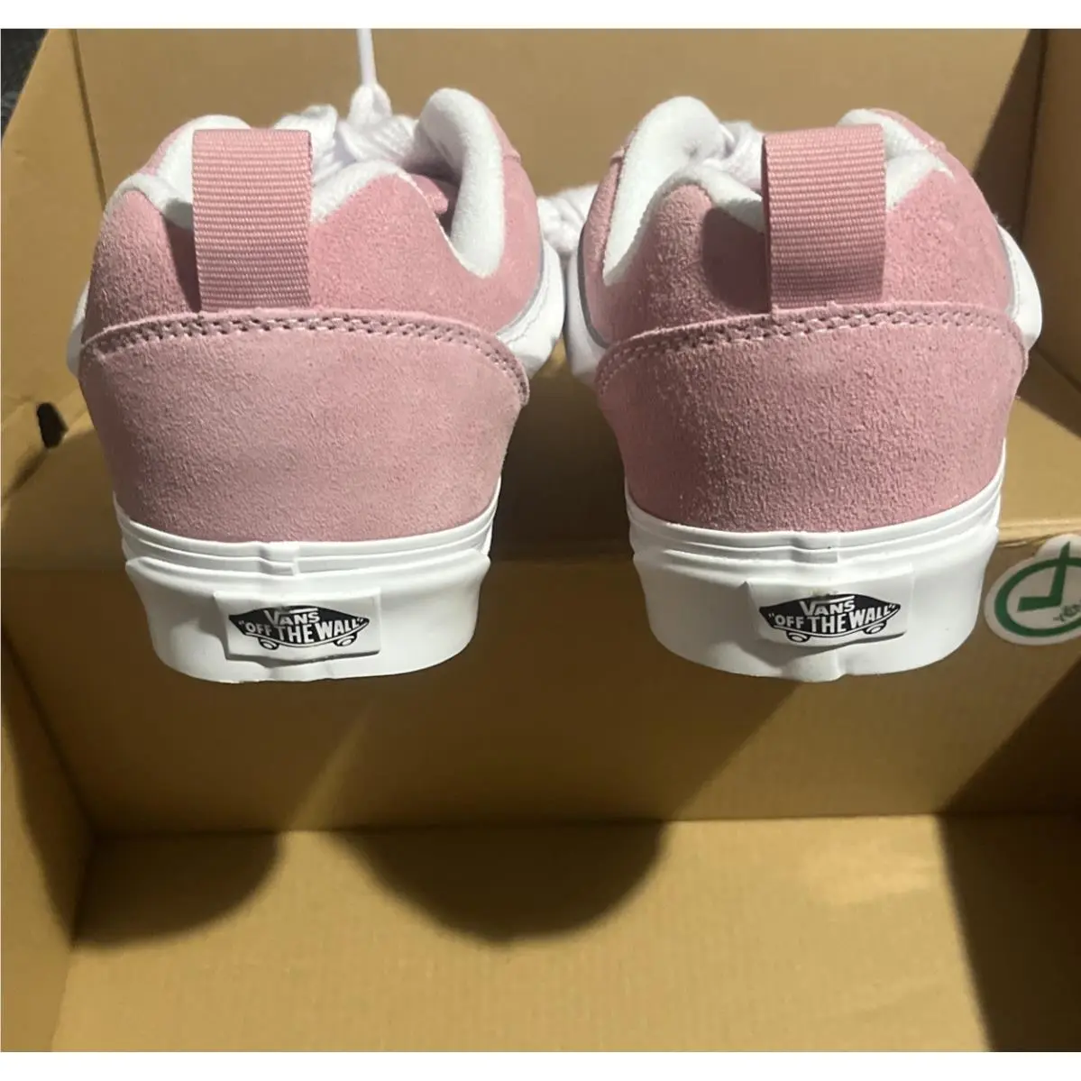 Vans shoes - VANS Knu Skool - Knu Skool - VN000EGCGMY NIB - Pink (UPC: 0197805865764) 0