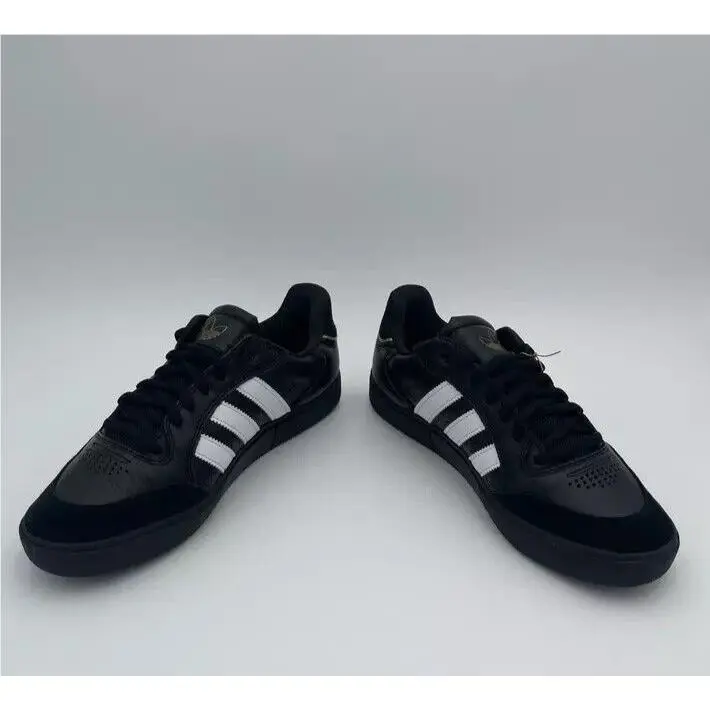 Adidas shoes - adidas Tyshawn - Tyshawn - IE3124 - Black 11