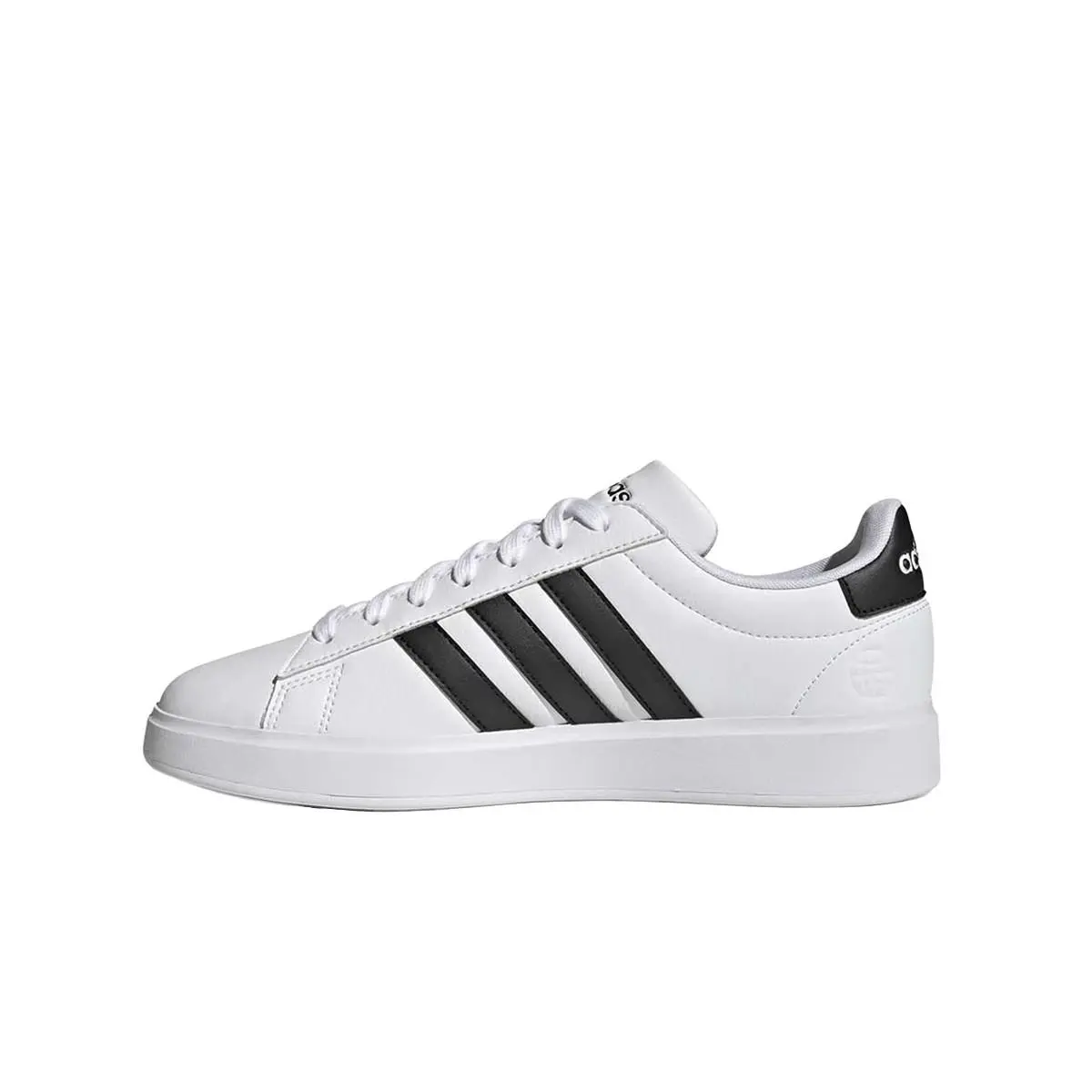 Adidas shoes - Cloud White/Core Black/Cloud White 7