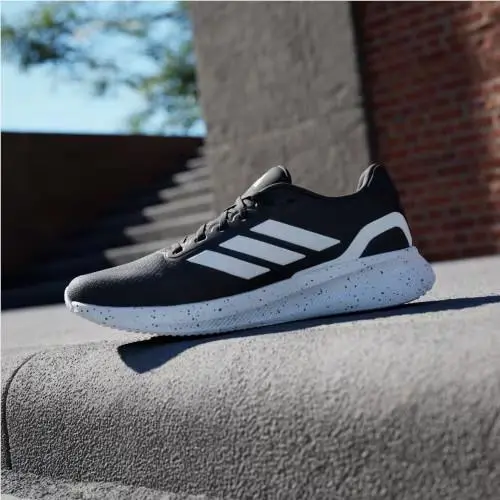 Adidas shoes - Core Black / Cloud White / Core Black 5