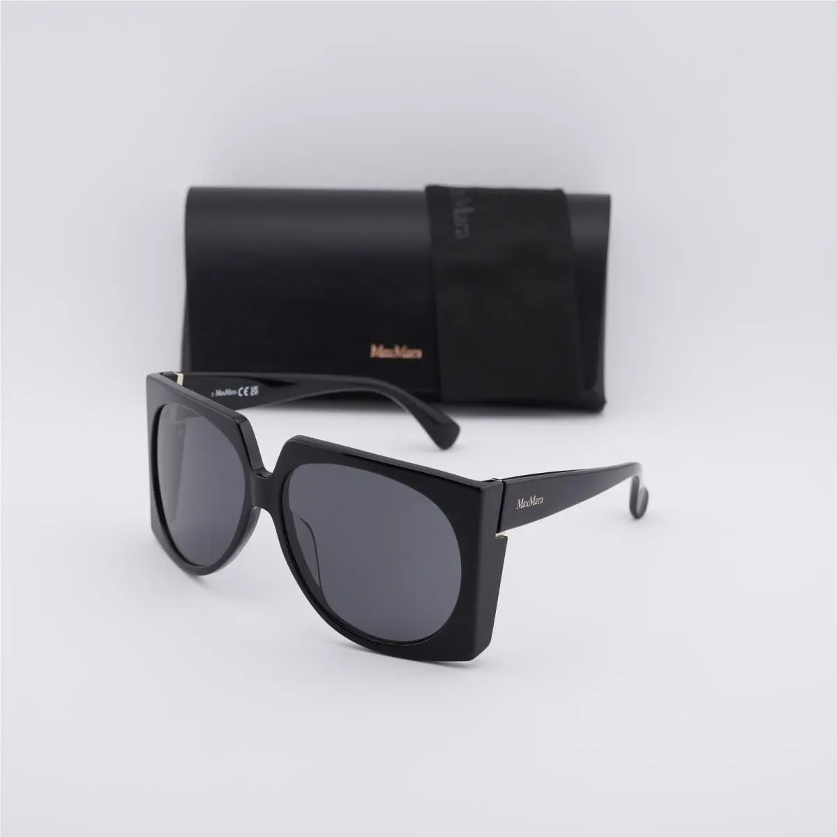 MM0133 01A Shiny Black/smoke 61-14-135 Sunglasses by Max Mara