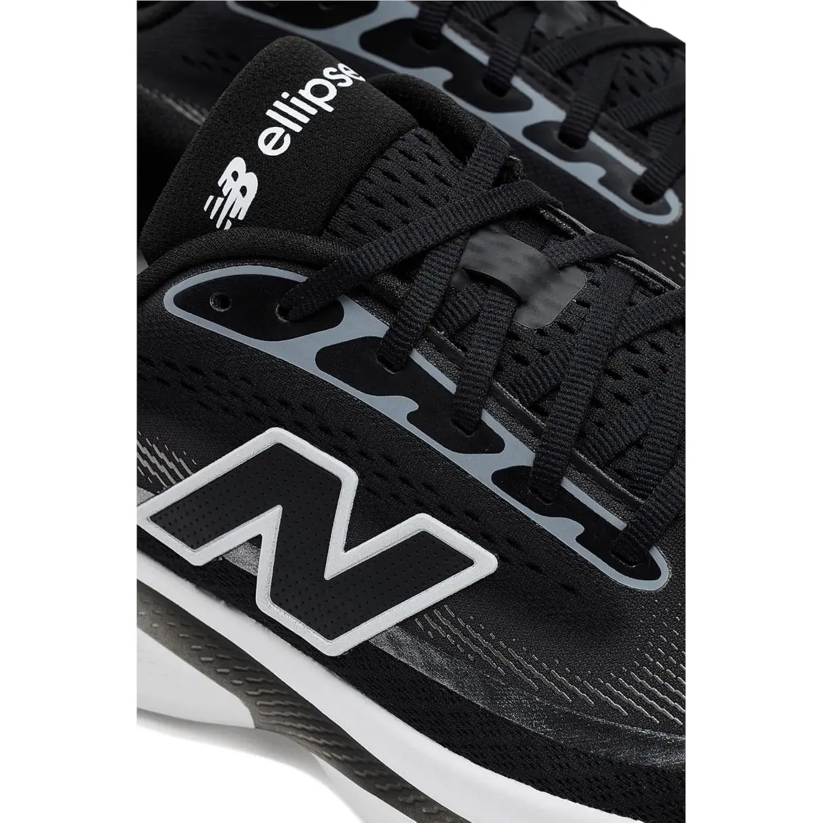 New Balance shoes - Altitude/Black 39