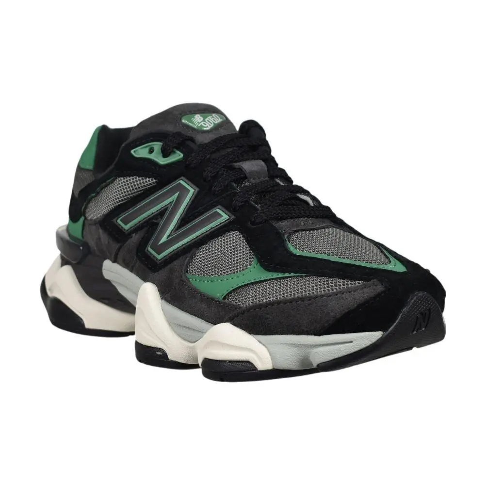 New Balance shoes - Black/Green 6