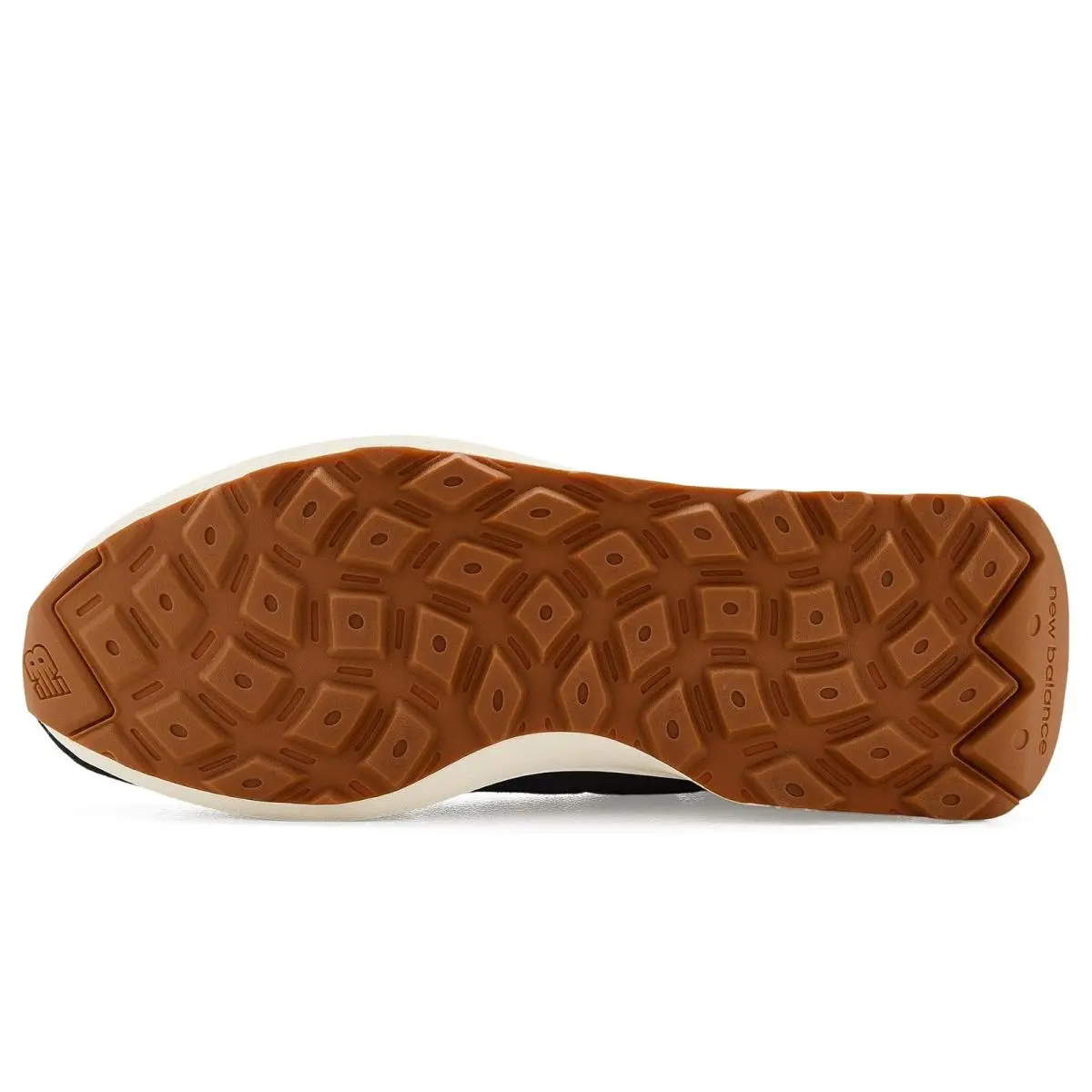New Balance shoes - Black/Gum 3