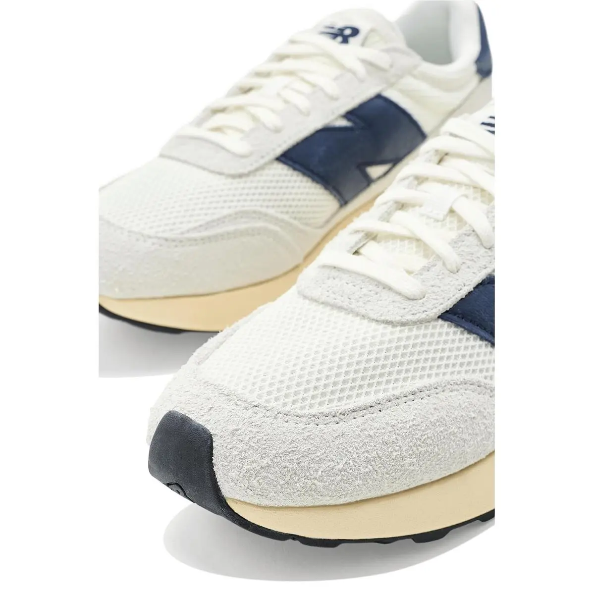 New Balance shoes - Black/Gum 53