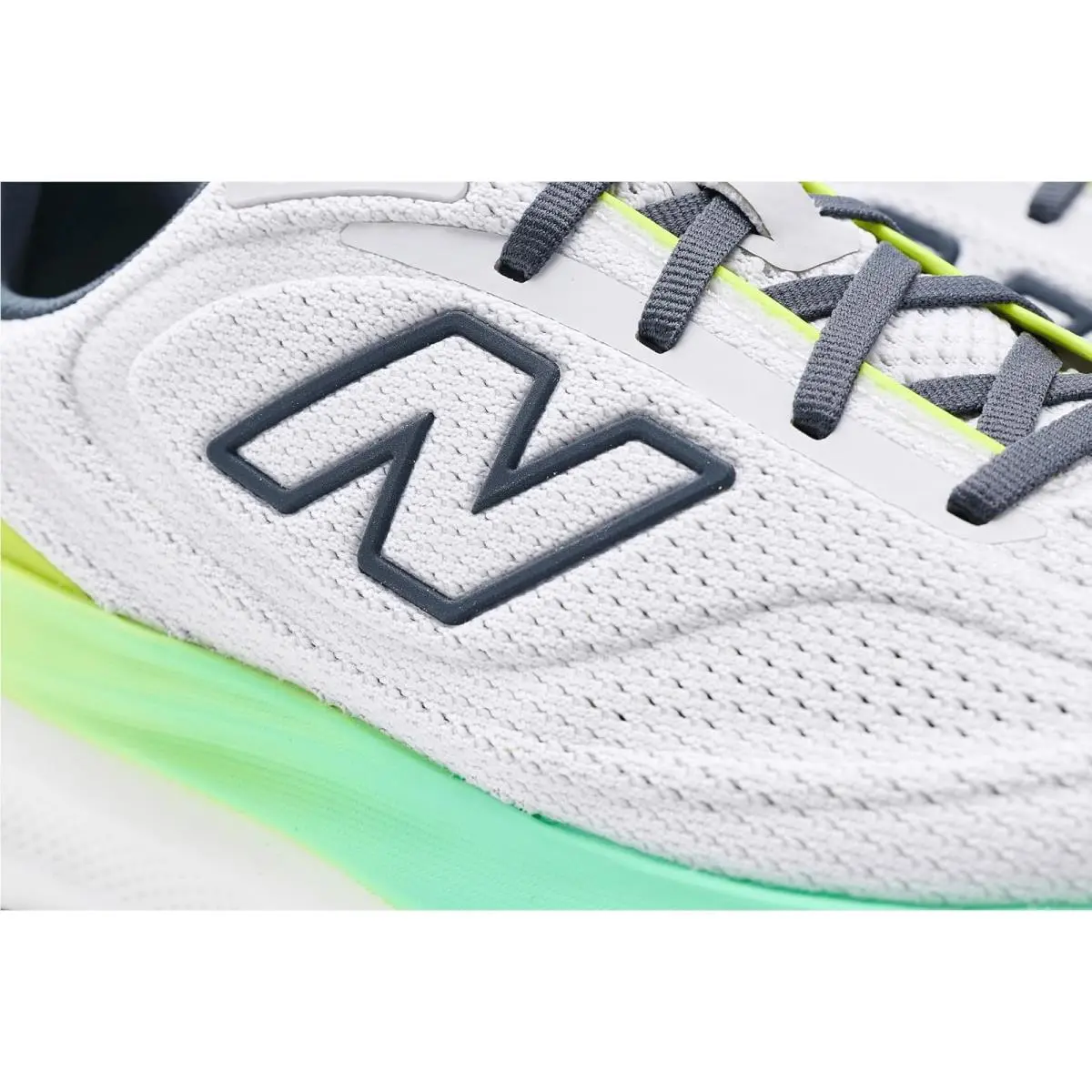 New Balance shoes - Pistachio Butter/Black 18