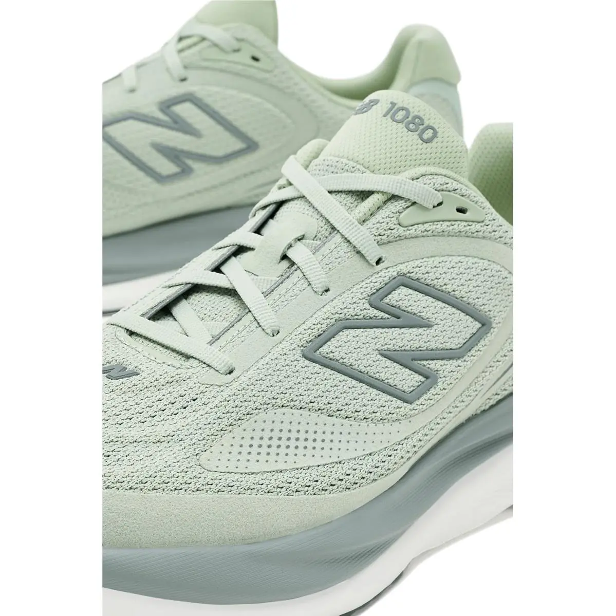 New Balance shoes - Pistachio Butter/Black 32
