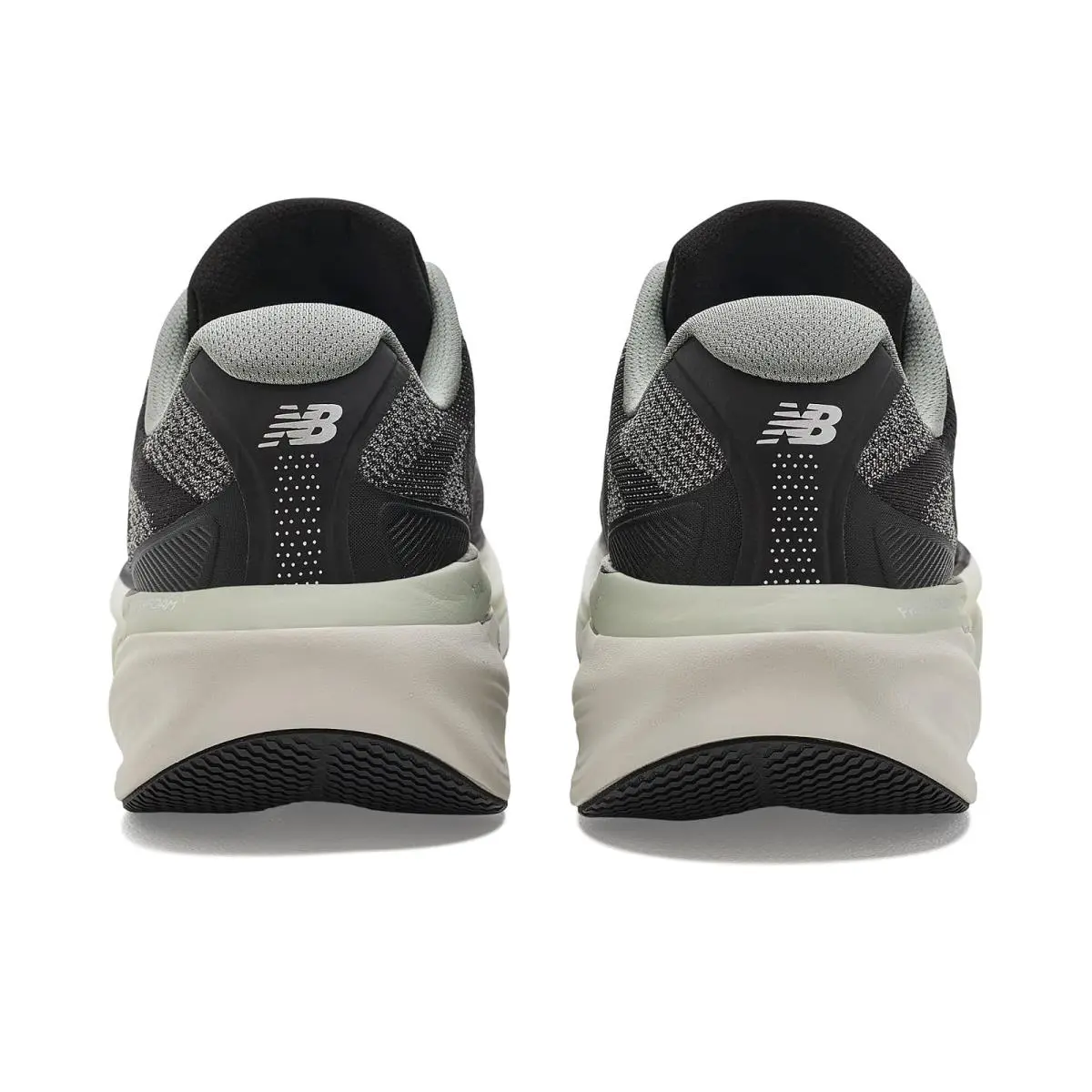New Balance shoes - Black/Bayberry 5