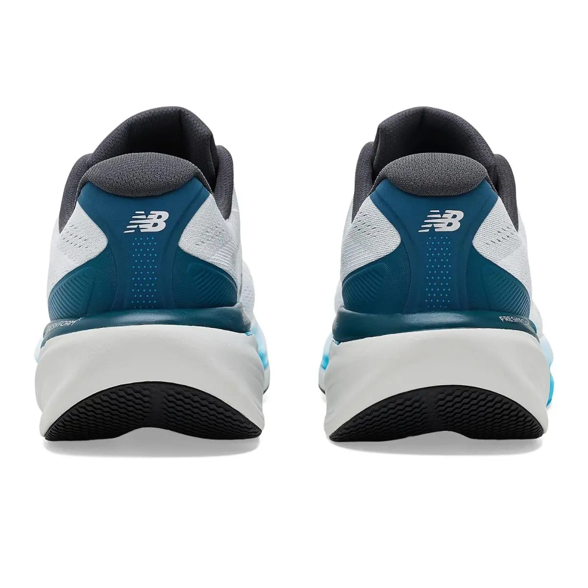 New Balance shoes - Black/Bayberry 26