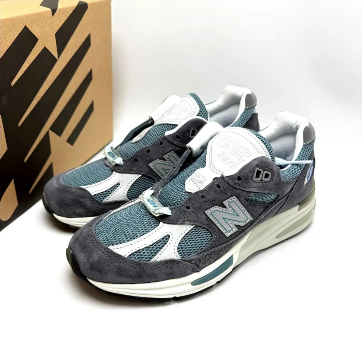 New Balance shoes - 991v2 MiUK Kith Osaka Pack Made in UK - U991KH2 - Asphalt/Lead/Oyster Mushroom 7