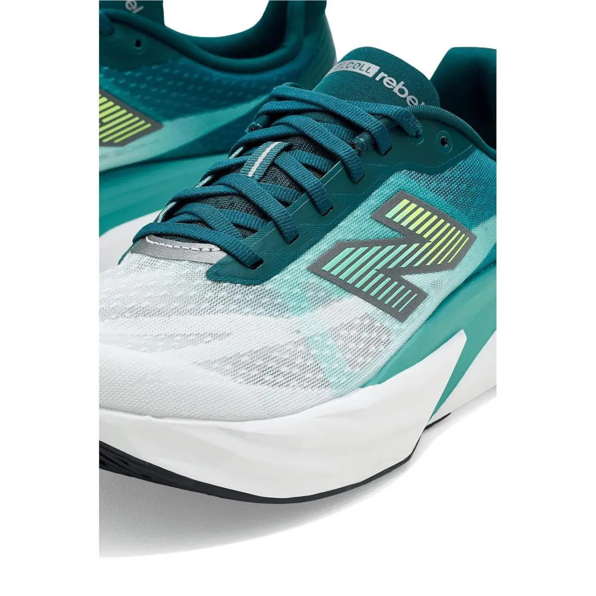 New Balance shoes - Light Arctic Grey/Bright Mint 18