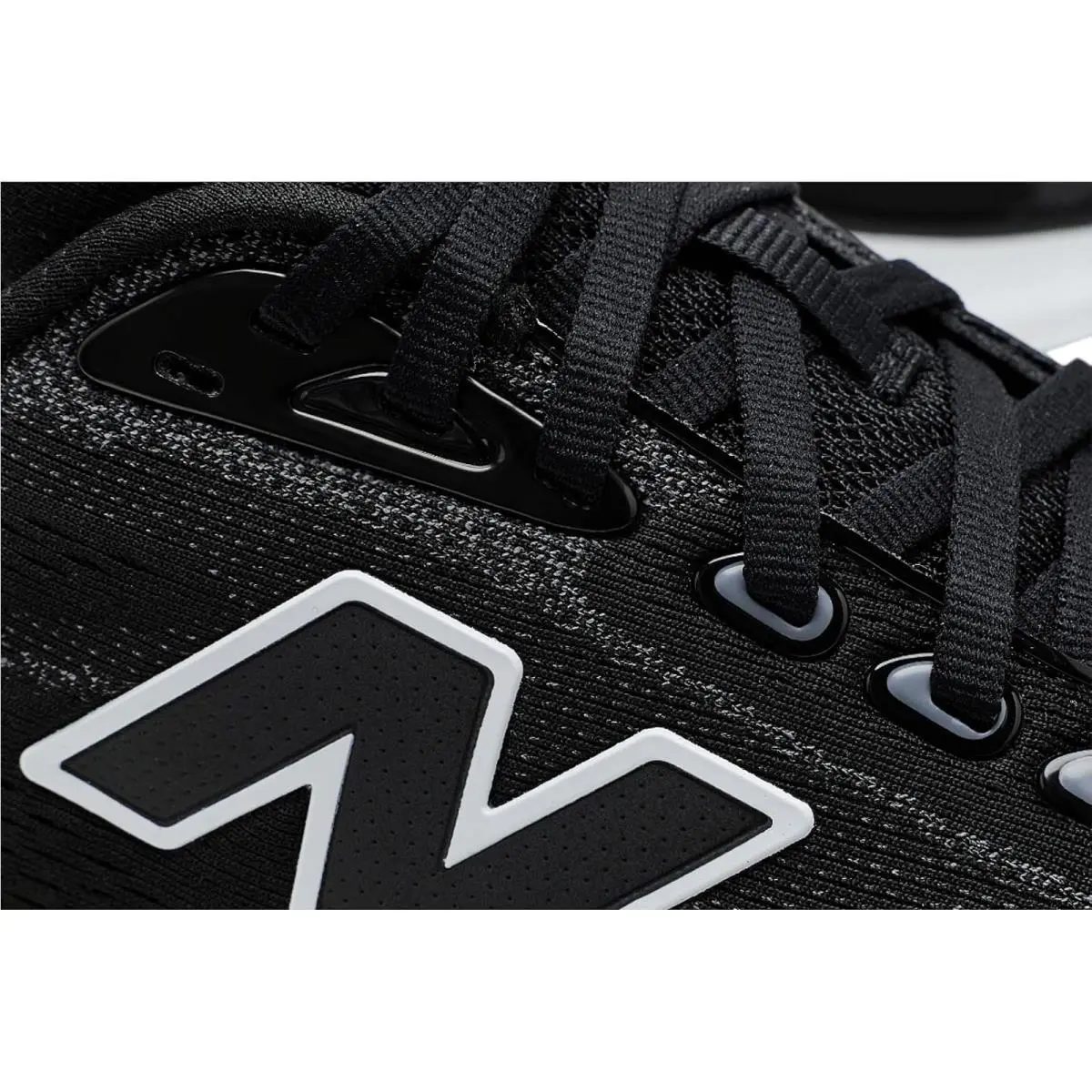 New Balance shoes - Black/NB White 4