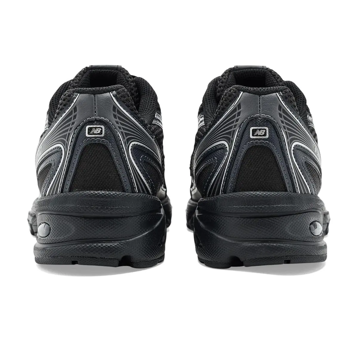 New Balance shoes - Black/Silver Metallic 12