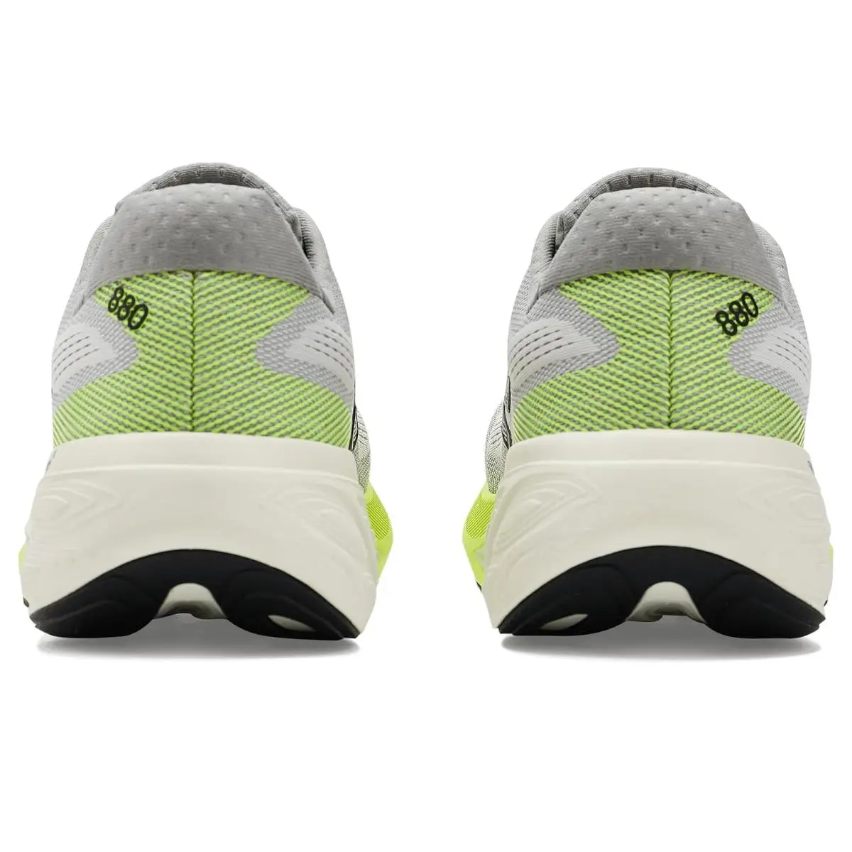 New Balance shoes - Black/White/Reflection 19