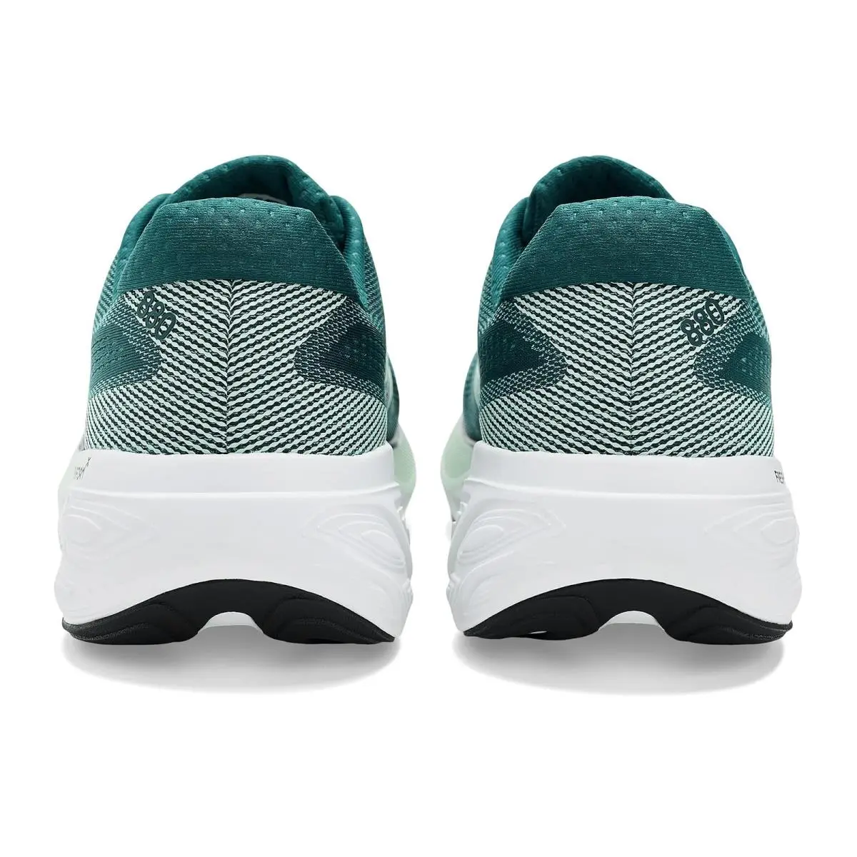 New Balance shoes - Black/White/Reflection 33