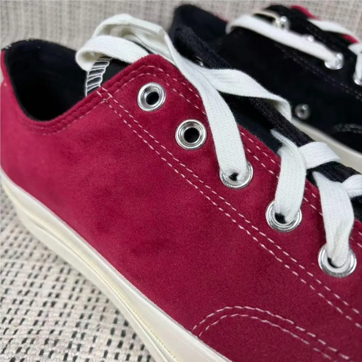 Converse shoes - Red 1