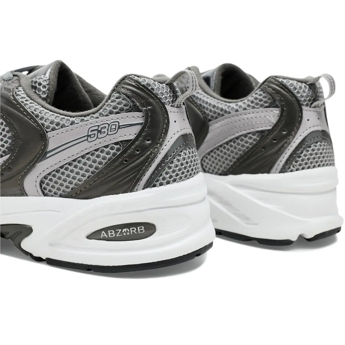 New Balance shoes - Bisque/Earth Shadow 18