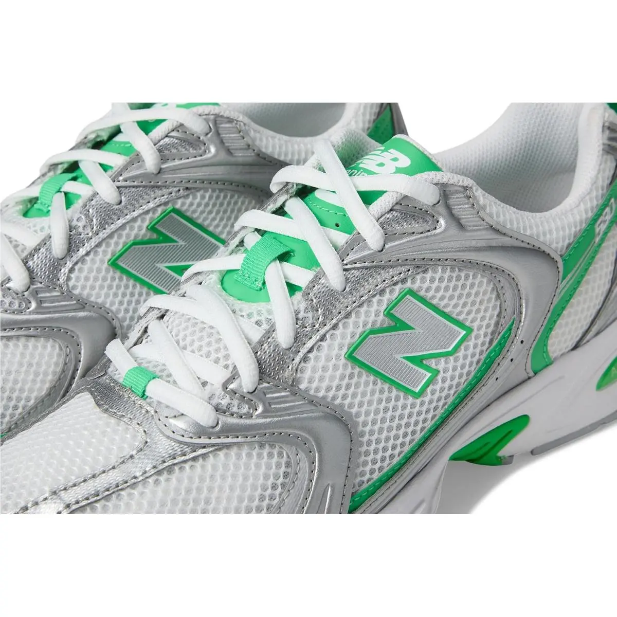 New Balance shoes - Black/Castlerock 102