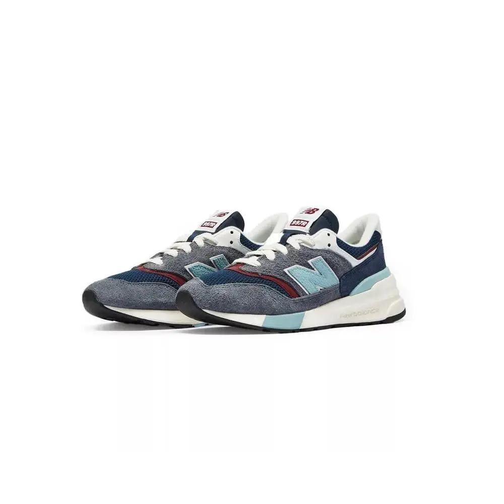 New Balance 997R Sneakers Men`s US 7 Gray Suede Lace Up Lifestyle Shoes HTAT1638