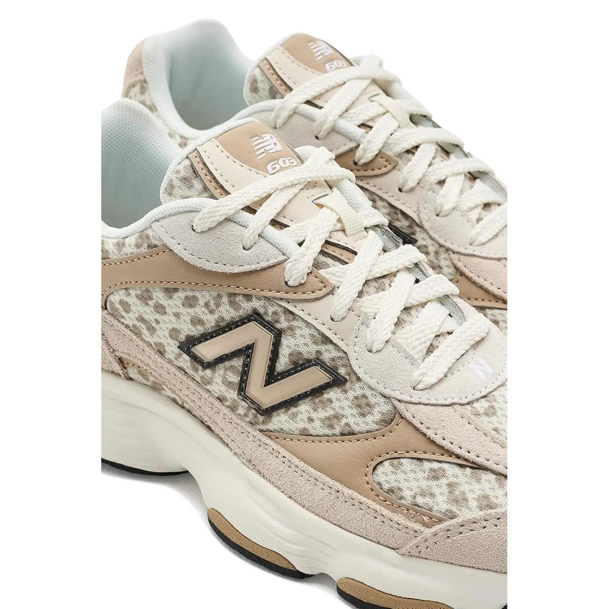 New Balance shoes - Black Cement/Incense 18