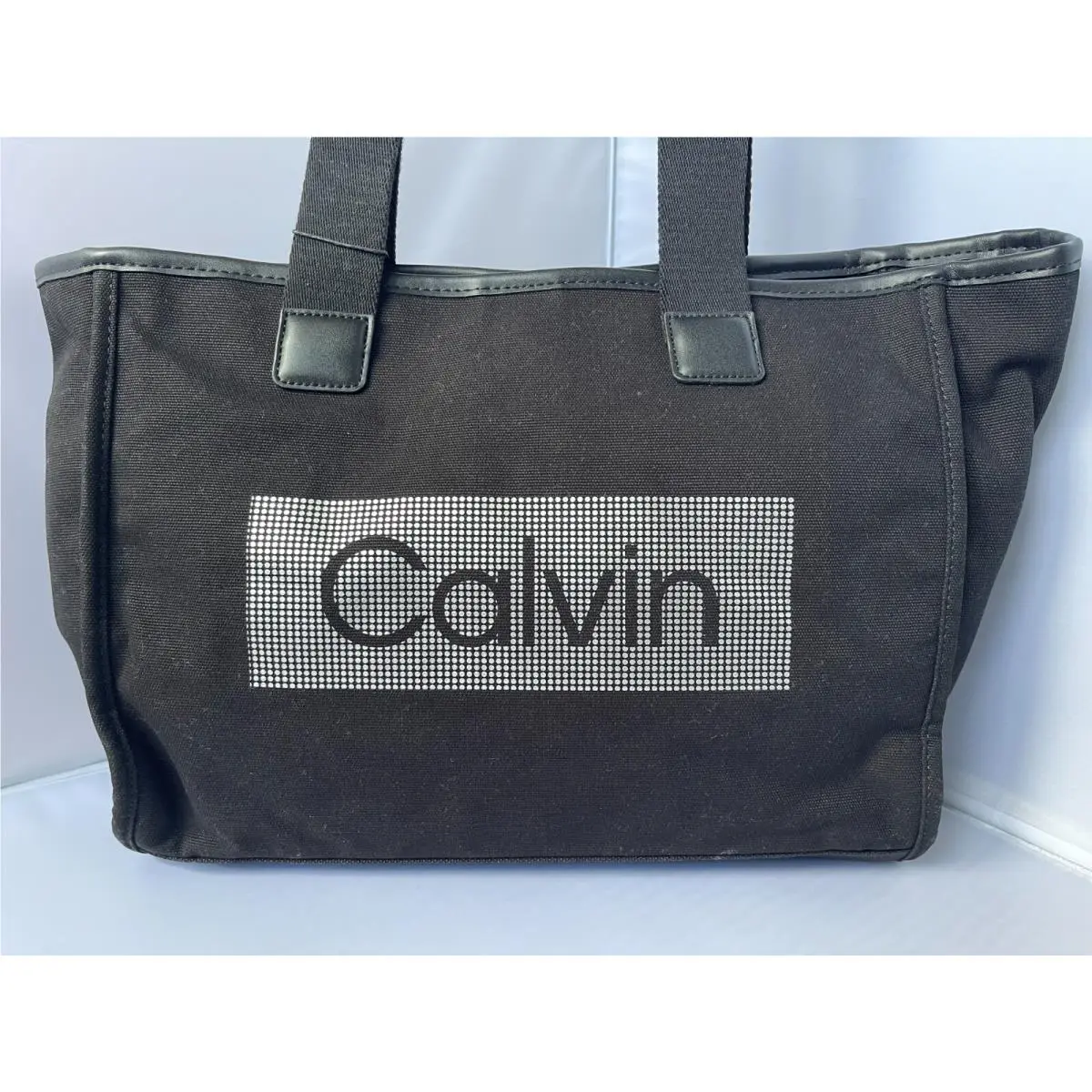 Signature Canvas Black Large Tote Handbag H1JAGEL3 by Calvin Klein