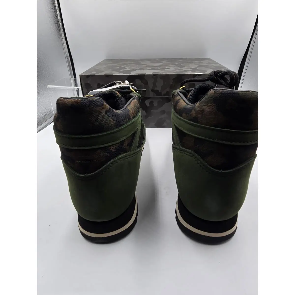 New Balance shoes - New Balance - URAINXE1 - Rifle Green/Black 1