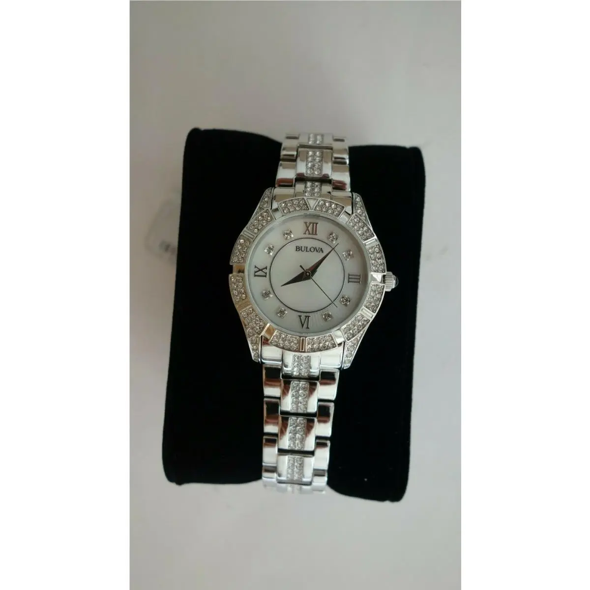 ® Women`s Crystal-accent Silver-tone Bracelet Watch 96L116 Retail by Bulova
