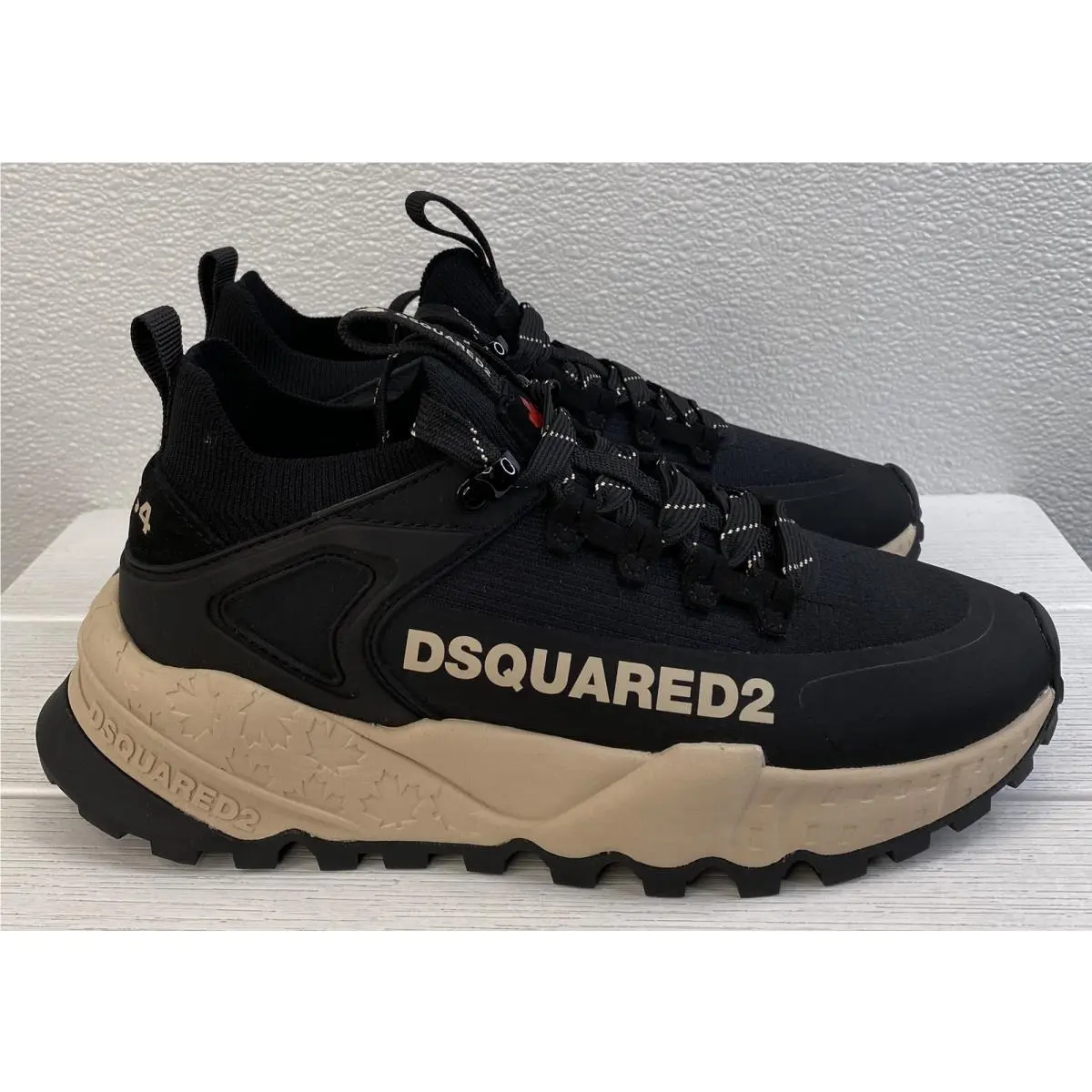 Dsquared2 Free Women`s Size US6 EU37 Black/white Low Top Runner Sneakers by DSquared2