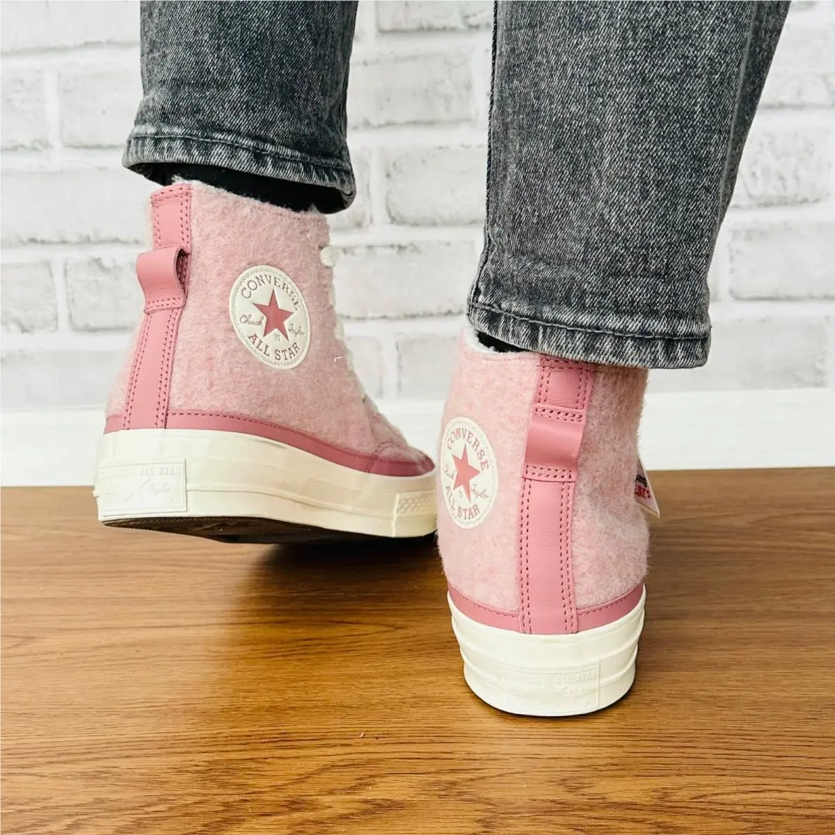 Converse shoes - Chuck 70 Hi - Chuck - A07943C - Pink (UPC: 194434574869) 3