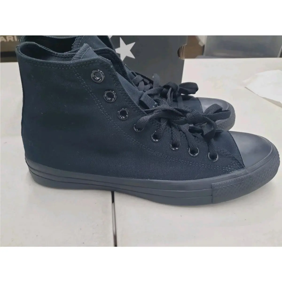 Chuck Taylor All Star HI Unisex Sneakers Size Us Men`s 8 Women`s 10 by Converse