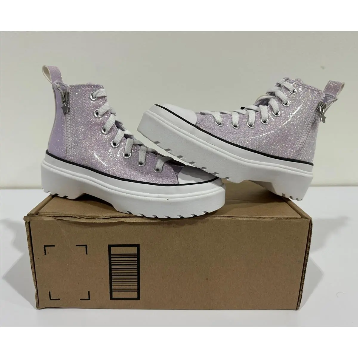 Kid`s Chuck Taylor All Star Lugged Shoes Glitter Pink Size 4 01S by Converse
