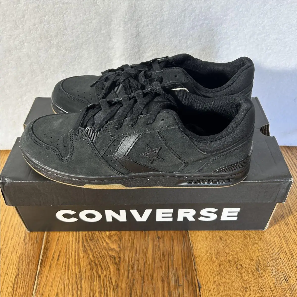 Mens Size 10 CL98 Black Suede Leather Low Top Skate Sneaker Shoes by Converse