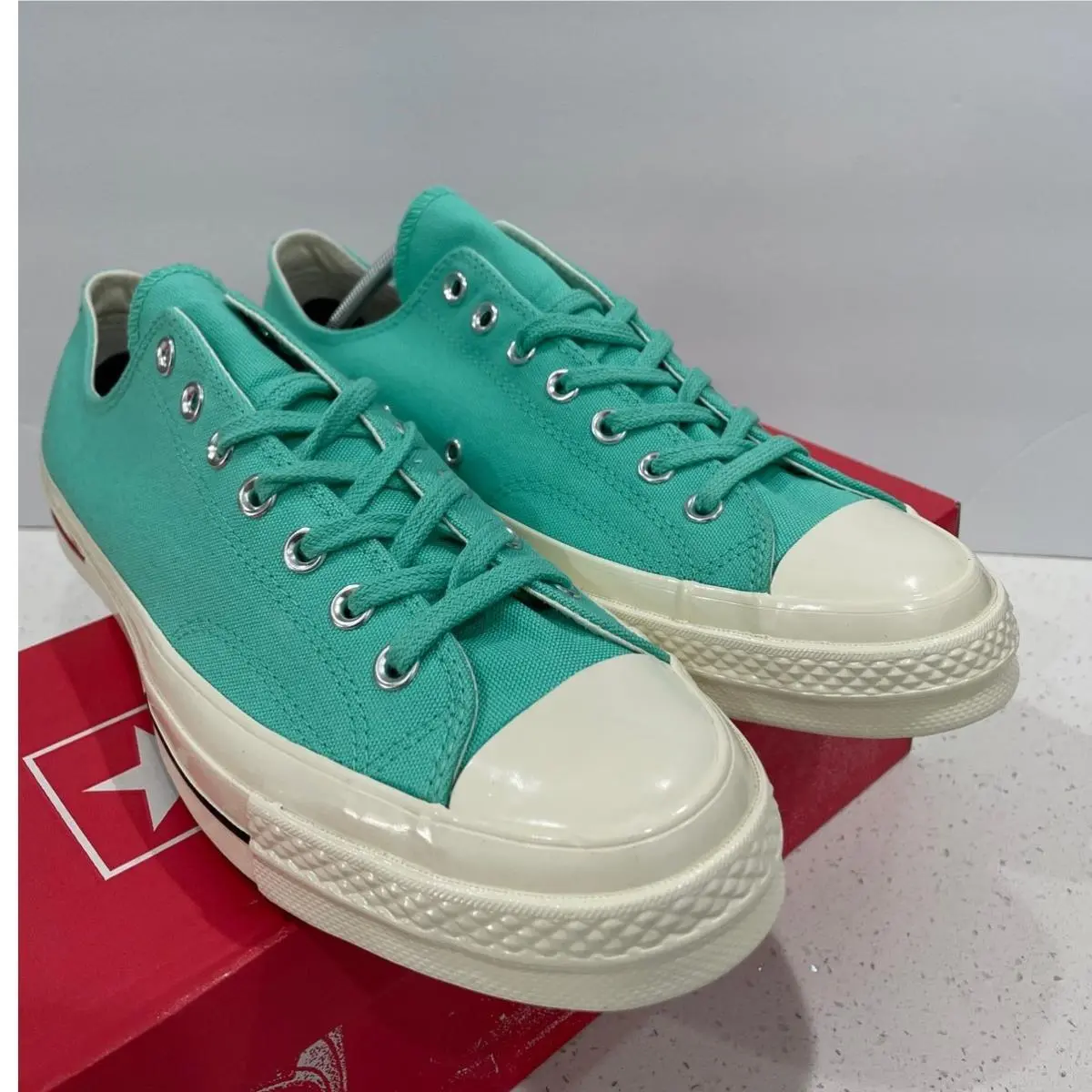 Converse shoes - Chuck Taylor - Chuck Taylor - 160495C - Mint (UPC: 888755523933) 1