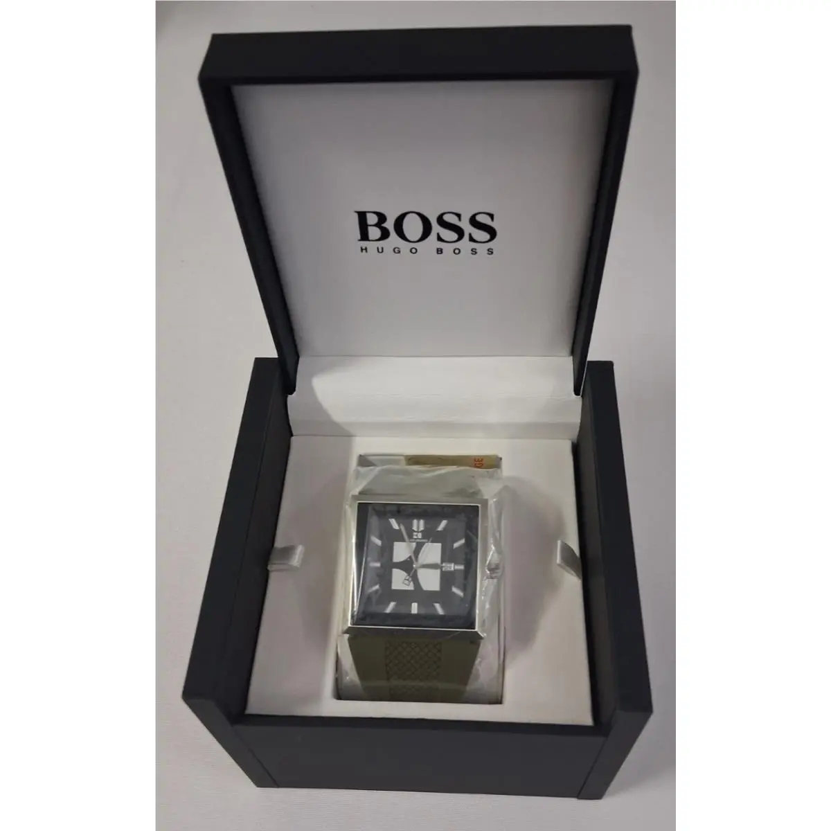 Hugo Boss Orange Men`s Black Dial Green Silicone Watch 1512704 –