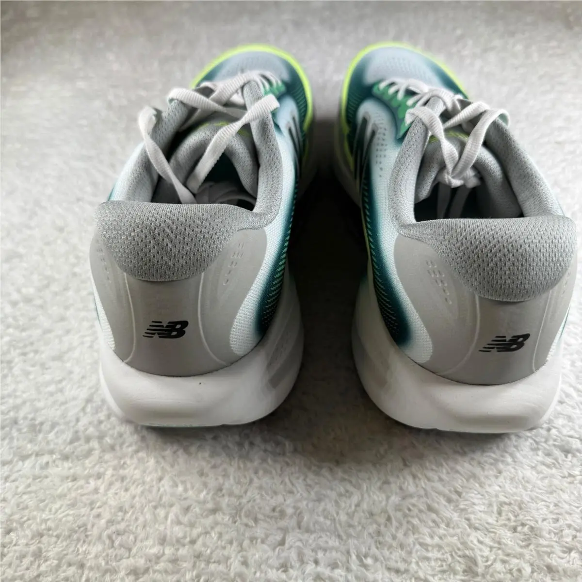 New Balance shoes - White 2