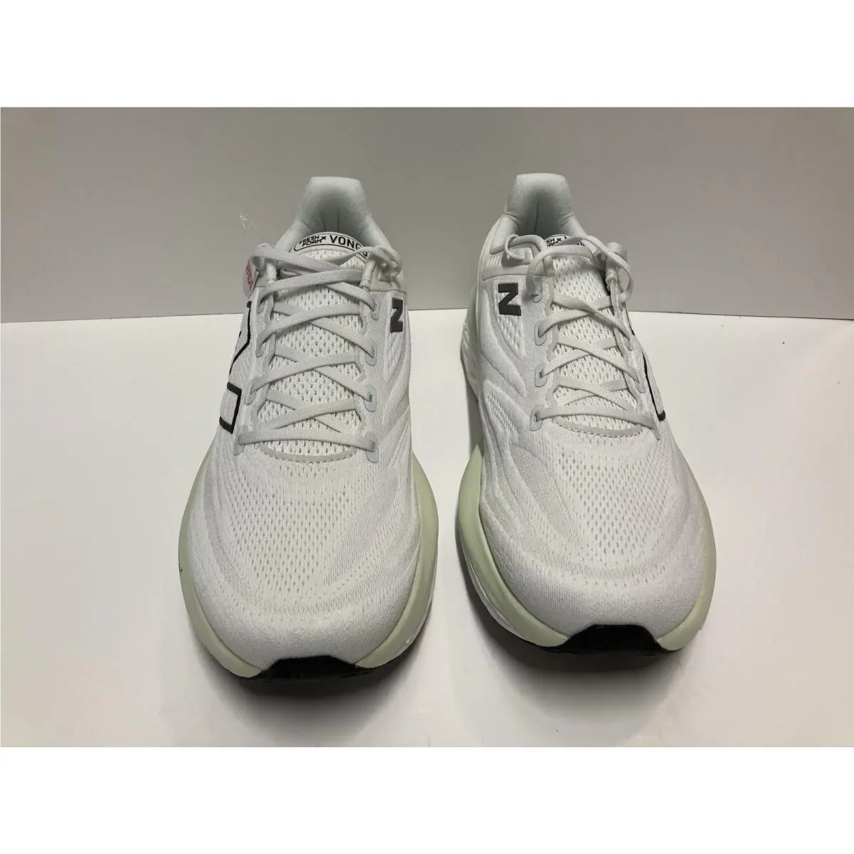 New Balance shoes - New Balance Fresh Foam Vongo - MVNGOCJ6 - White (UPC: 197968093318) 0
