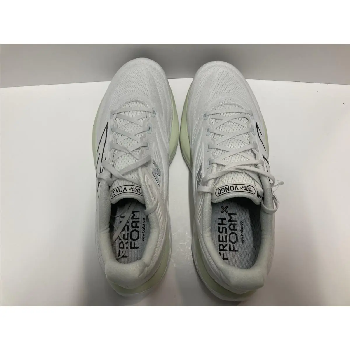 New Balance shoes - New Balance Fresh Foam Vongo - MVNGOCJ6 - White (UPC: 197968093318) 4