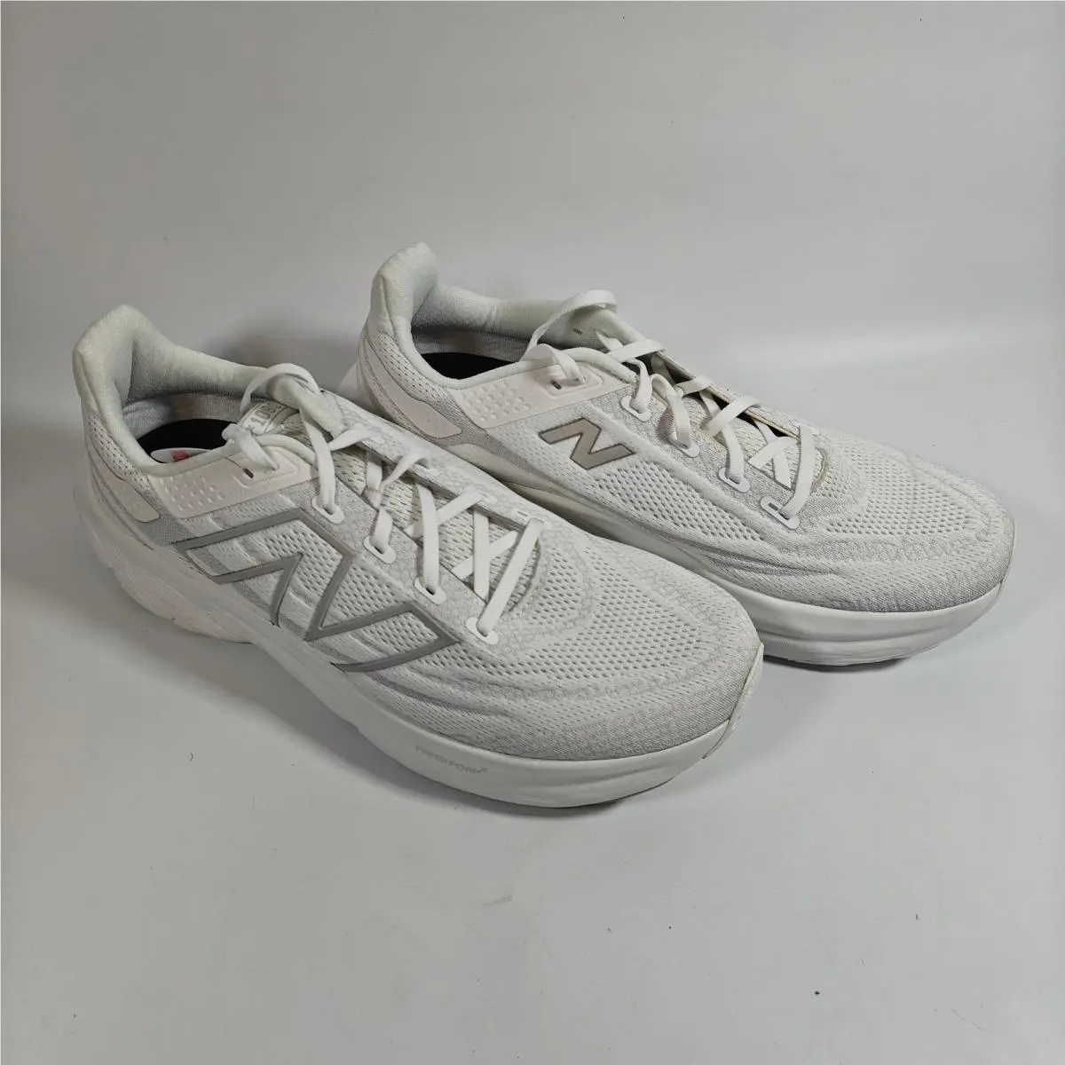 New Balance shoes - M1080W13 - M1080W13 - White (UPC: 196941072586) 0