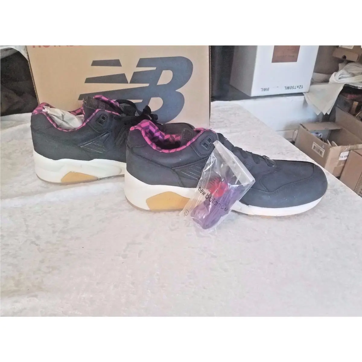 New Balance shoes - Purple (UPC: 885166050355) 0