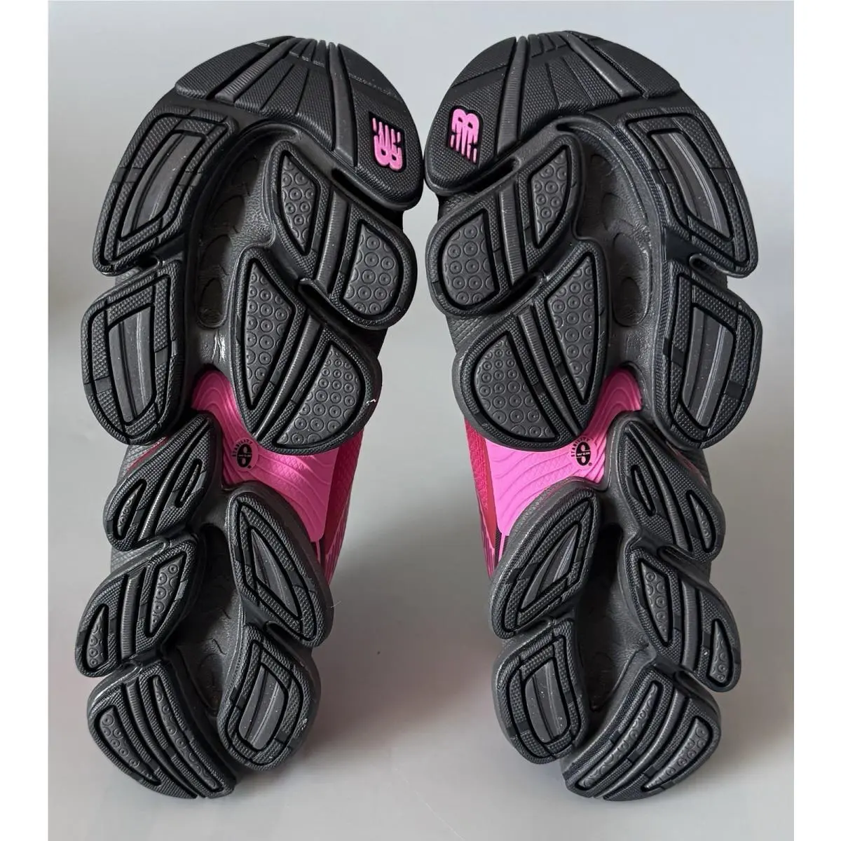 New Balance shoes - New Balance 2000 - Pink Red (UPC: 0198688536314) 5