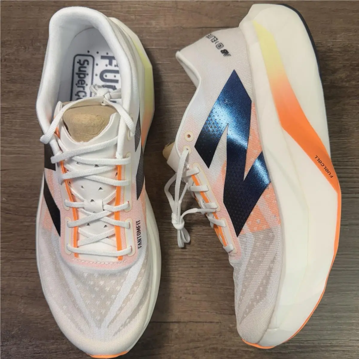 New Balance Fuelcell Supercomp Elite v4 ‘mango’ Wmn’s Sz 11/Men Sz 9.5 WRCELCW4