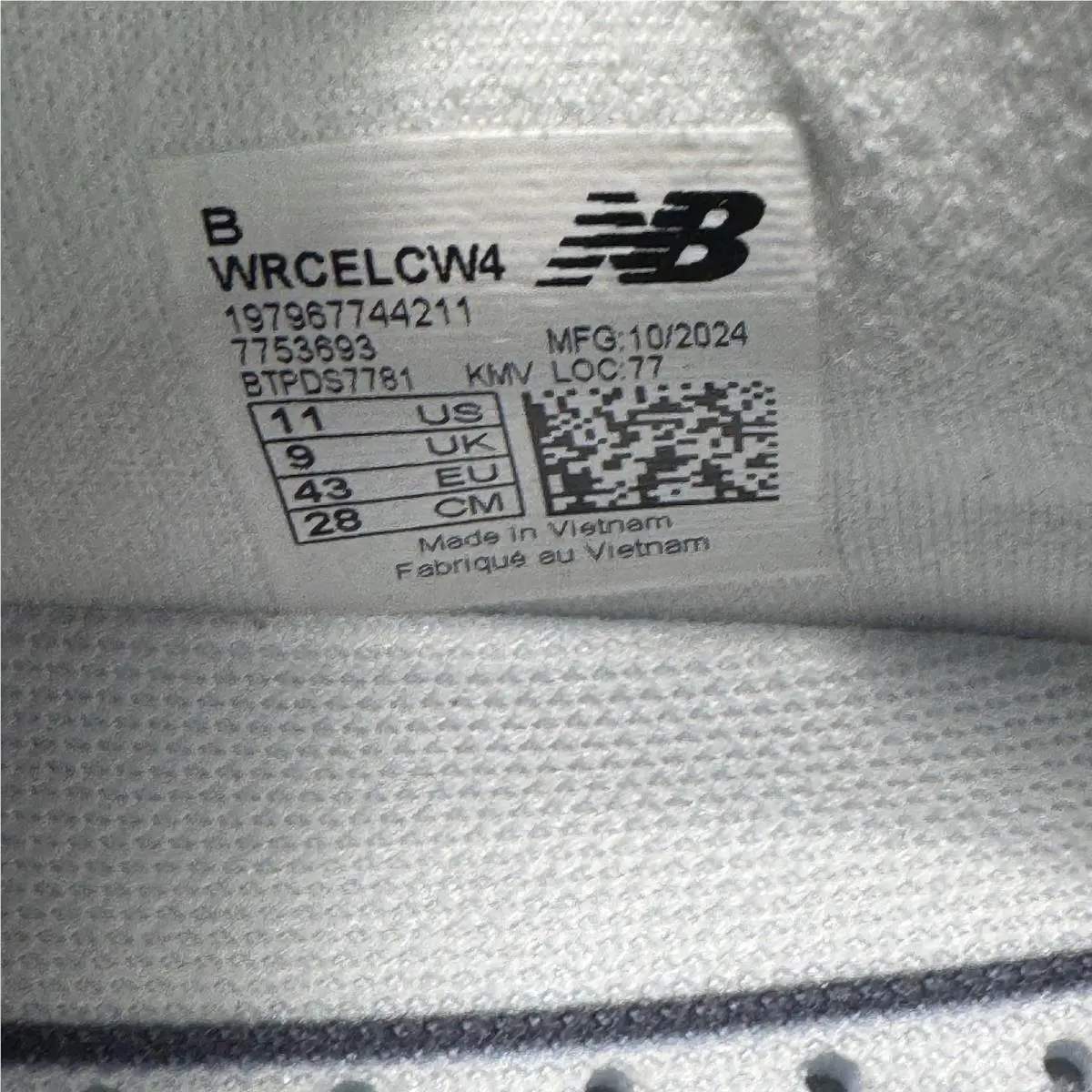 New Balance shoes - New Balance FuelCell SuperComp Elite v4 - WRCELCW4 - White 5