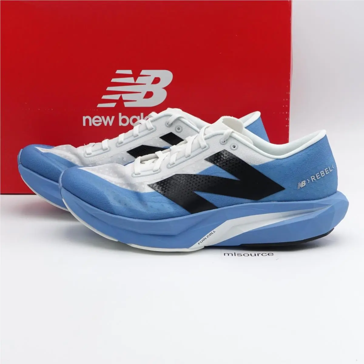 Size 10 Men`s New Balance Fuelcell Rebel v4 Running Shoes MFCXCI4 Blue Laguna