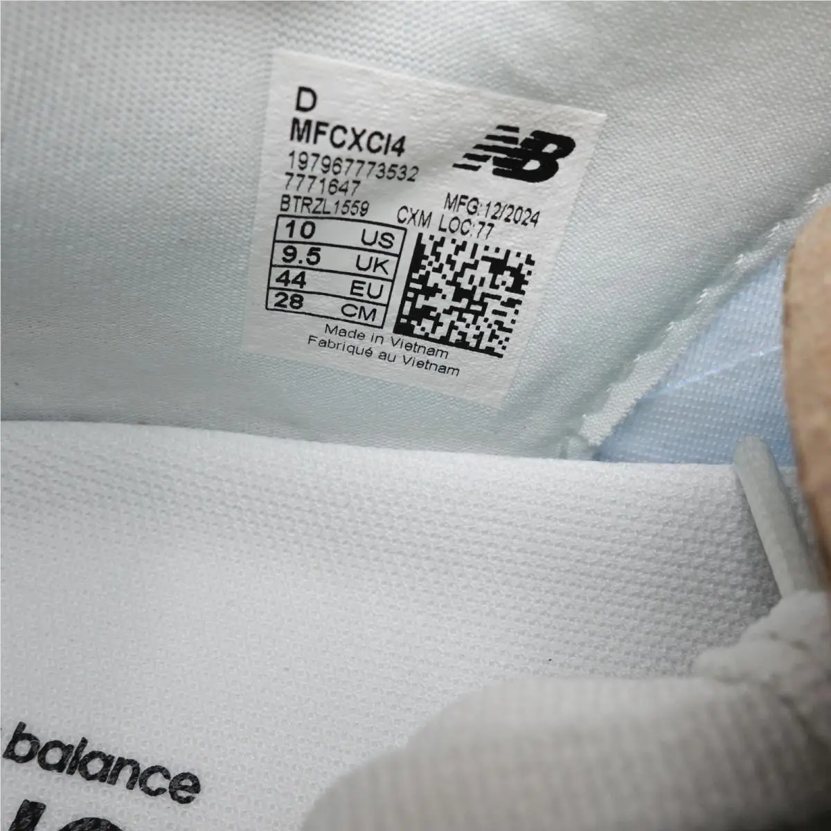 New Balance shoes - New Balance FuelCell Rebel v4 - MFCXCI4 - Blue, Manufacturer: Blue Laguna/Reflection/Black (UPC: 197967773532) 0