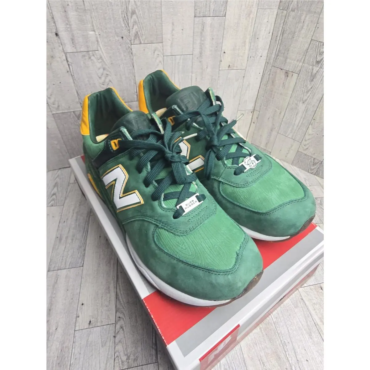 New Balance shoes - Burn Rubber x New Balance 572 - MRT572BR - Green 0