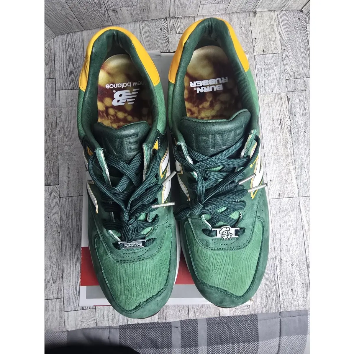 New Balance shoes - Burn Rubber x New Balance 572 - MRT572BR - Green 9