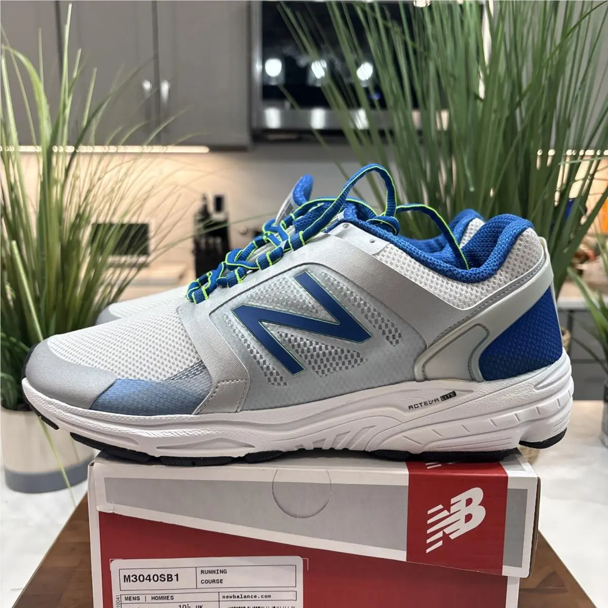 New Balance shoes - New Balance 3040 - M3040SB1 - White 1